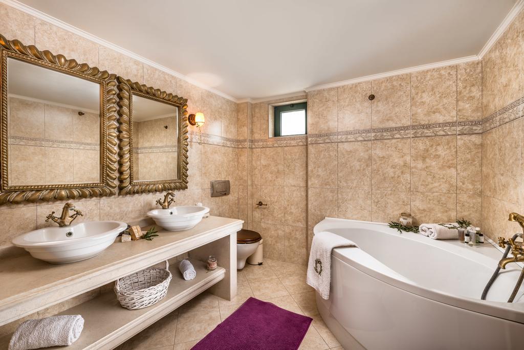 Golden Crest Villa Hersonissos  Bagian luar foto