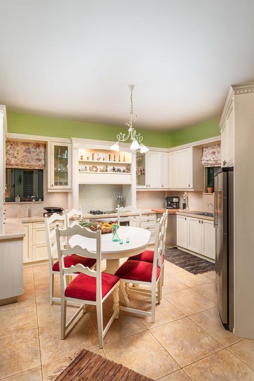 Golden Crest Villa Hersonissos  Bagian luar foto